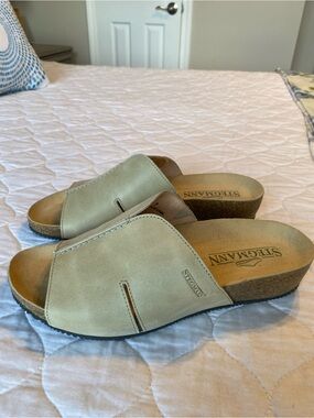 Stegmann Layna Ecru Slide Clogs — Comfortable Slip-On Mules size 9